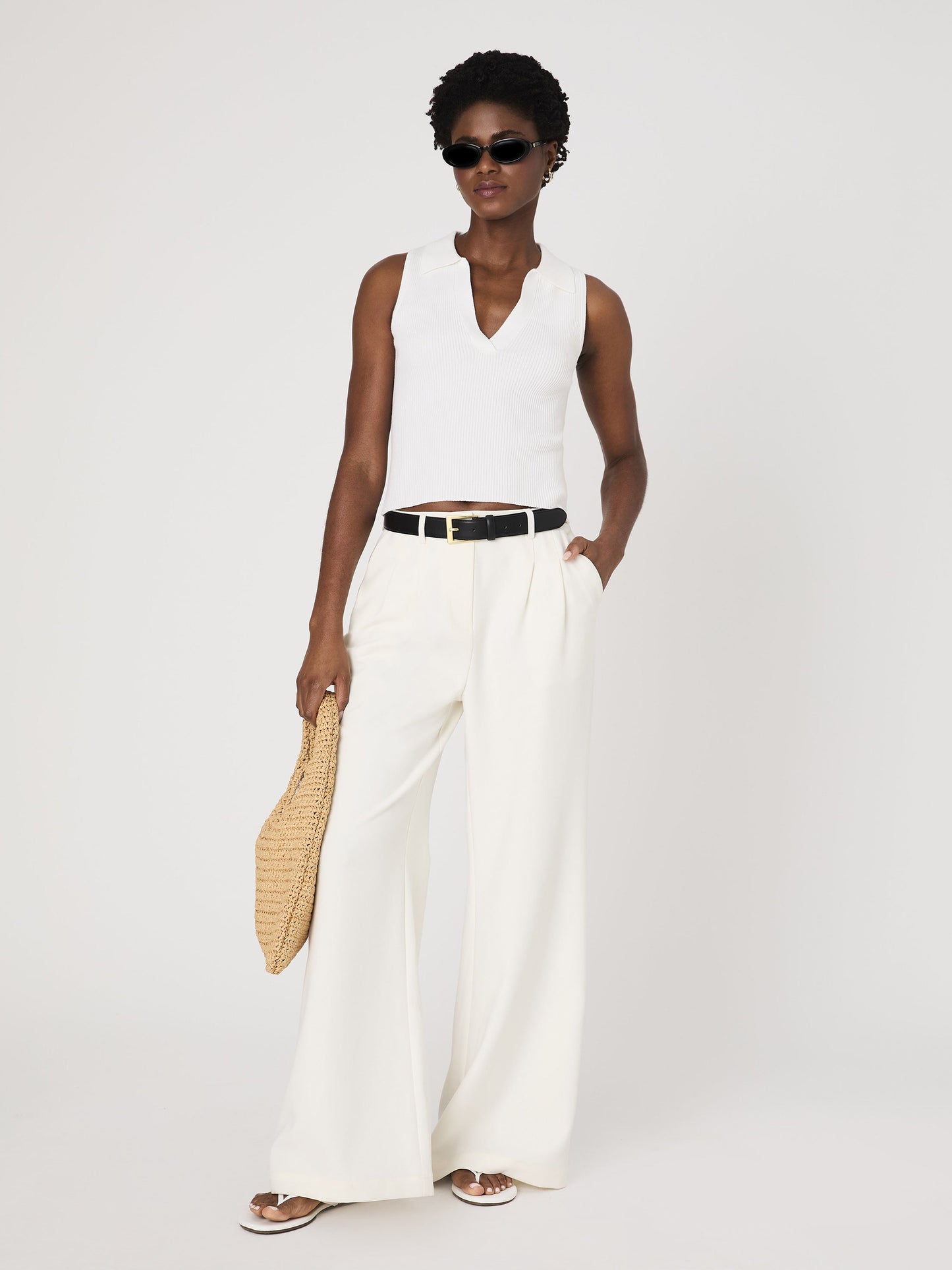 Mozza V Neck Sleeveless Sweater